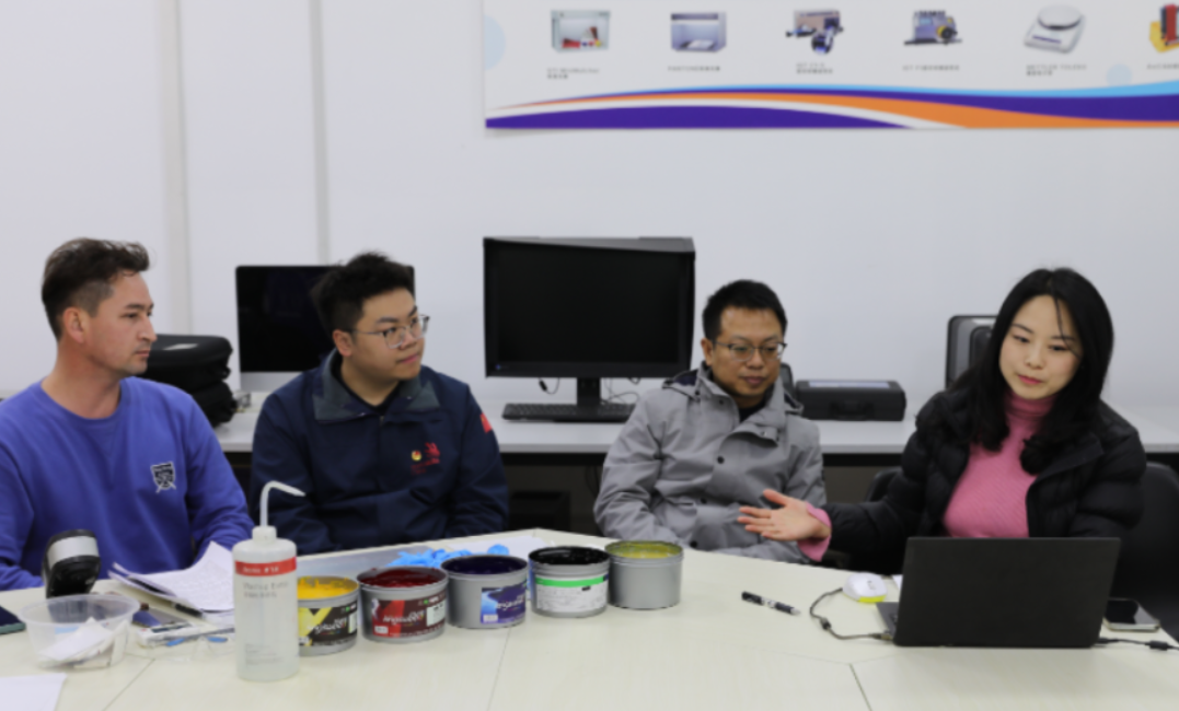 上海出版印刷高等专科学校参与“一带一路”建设，为哈萨克斯坦青年开展培训！世赛冠军转为培训官→
